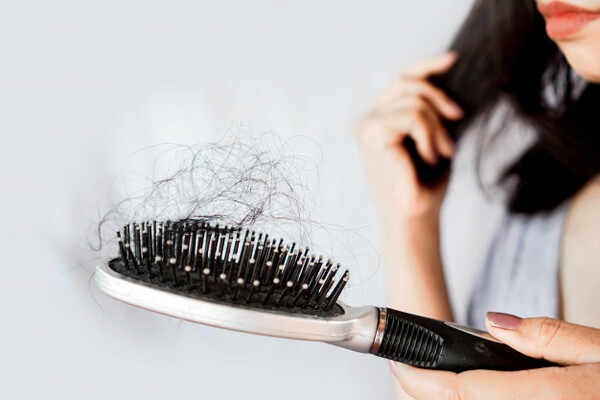 Bổ sung collagen có thể hạn chế tình trạng tóc gãy rụng